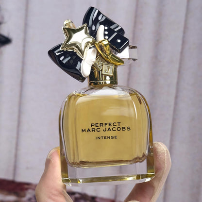 Marc Jacobs Perfect Intense Eau De Parfum Spray for Women
